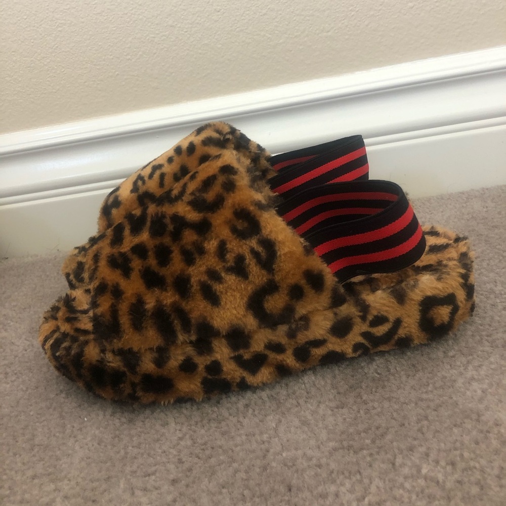 Steve Madden cheetah slippers